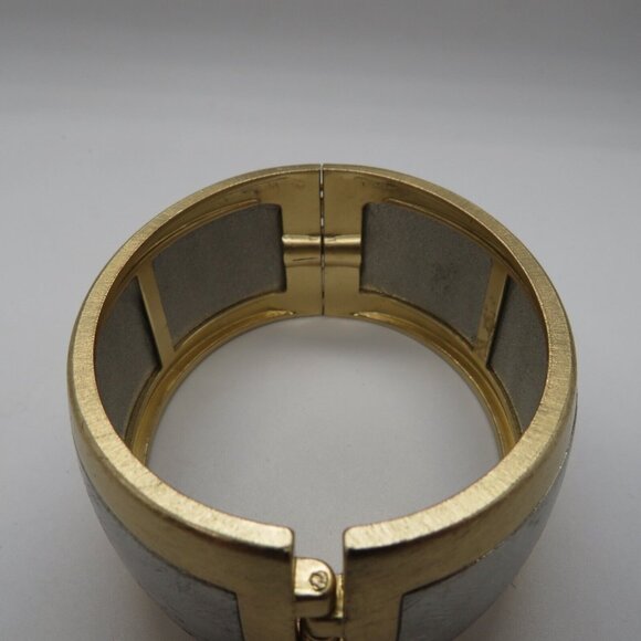 Vintage Bracelet Brushed Silver Gold Tone Hinged Cuff Clamper Bracelet - Picture 7 of 11